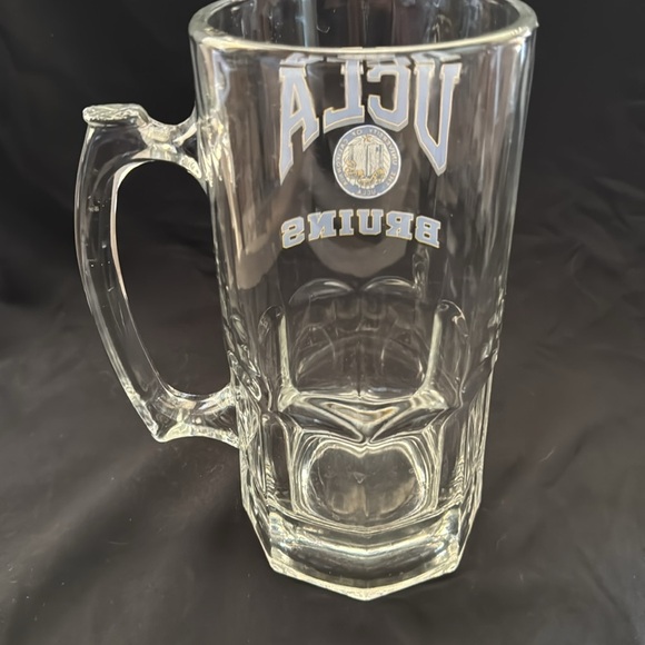 NWOT XL UCLA Bruins glass beer mug - Picture 3 of 3